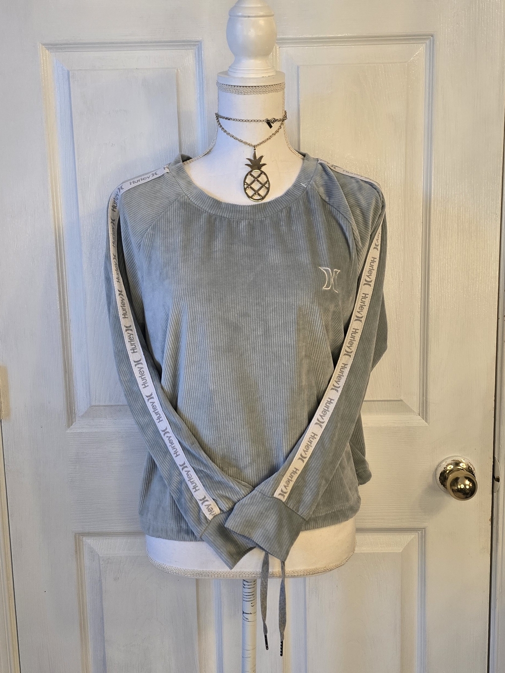 Hurley Women's Sage Green Ribbed Plush Velour Drawstring Pullover Stripes Med